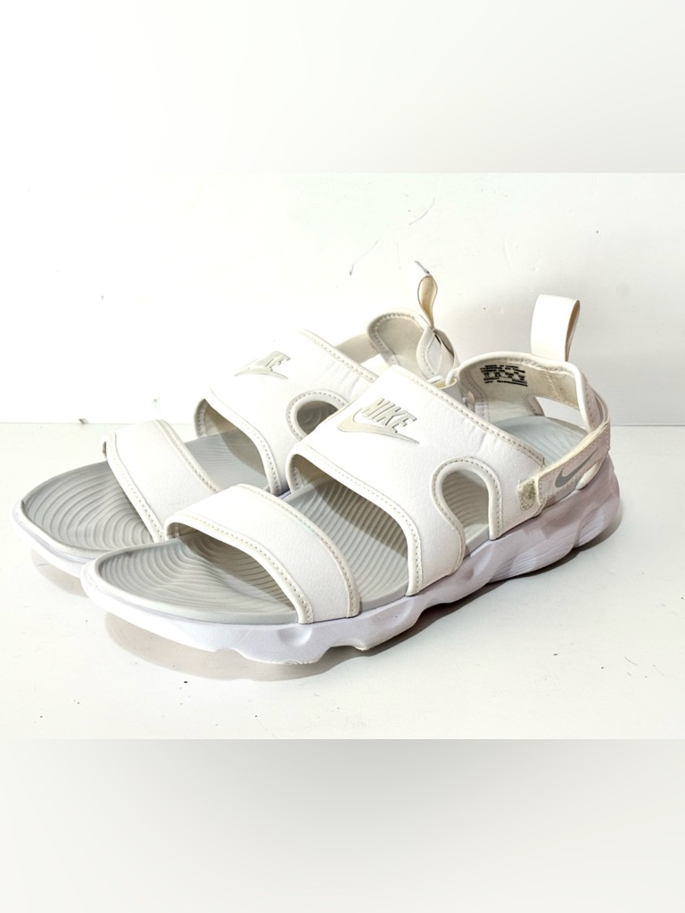 Nike Owaysis Sandal Women Size 11 White Adjustable Slides Casual Sport